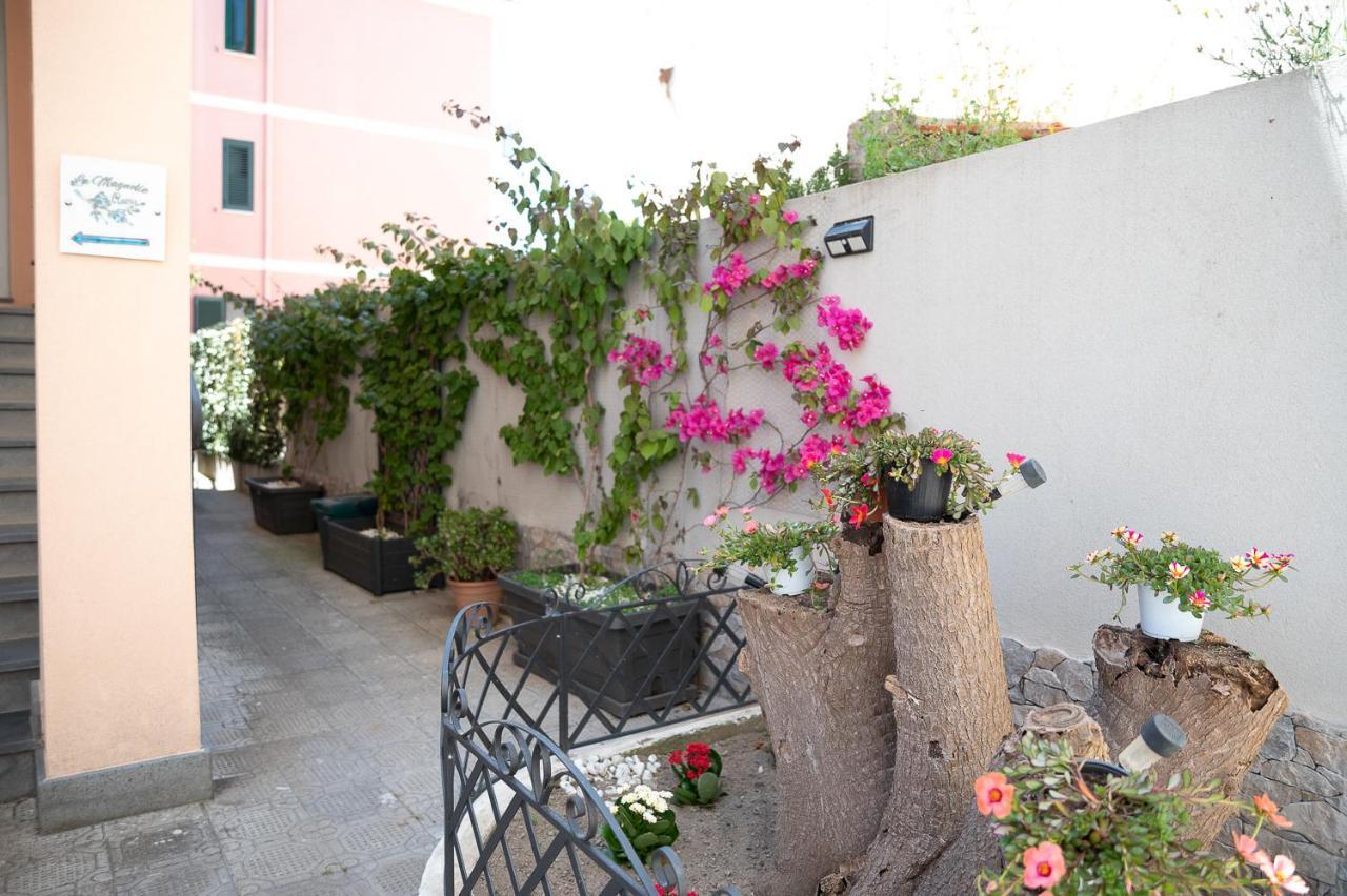 La Magnolia Rooms Procida Exterior foto